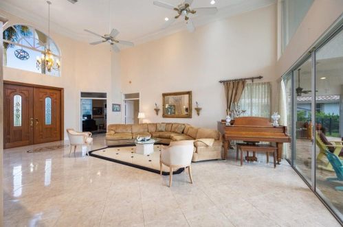 6638 Newport Lk Cir, Boca Raton FL 33496-3001 exterior