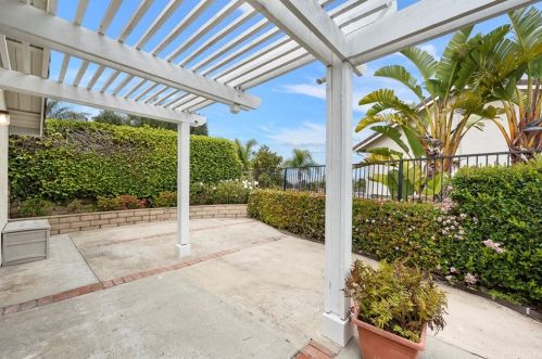 1024 Aspenwood Cir, Anaheim CA  92807-5014 exterior