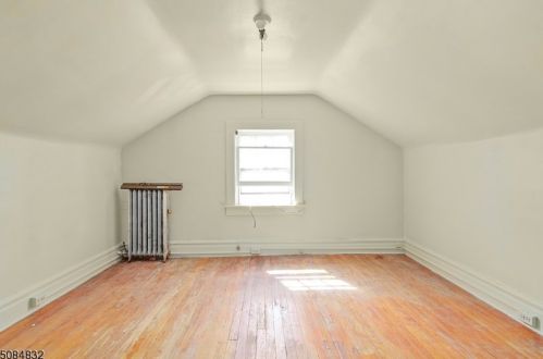 42 Park End Pl, East Orange NJ  07018-1113 exterior