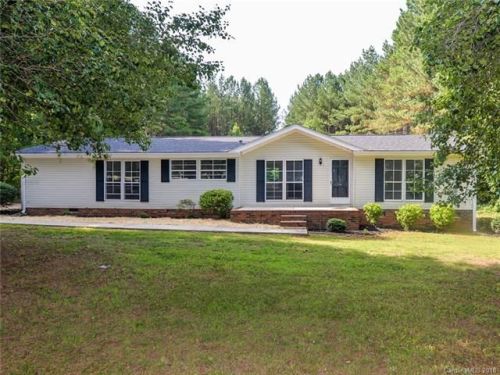 151 Flora Ln, Countyline, NC 28634-9025