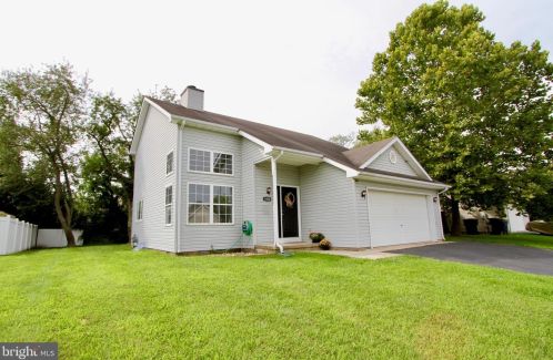 1430 Hopkins Ave, Dover, DE 19901-4004