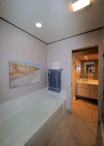 464 Sunningdale Dr, Rancho Mirage CA  92270-1444 exterior