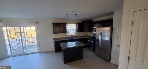 5185 Winthrop Ave, Navy Sup Dpt PA  17050-7368 exterior