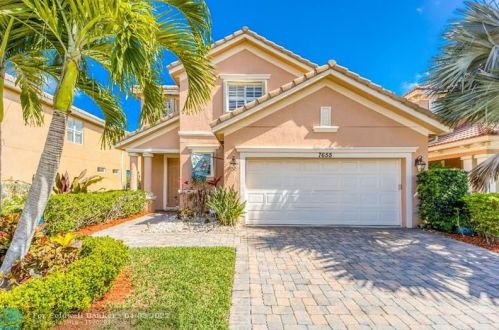 7655 Heritage Blvd, Hobe Sound, FL 33455-7836