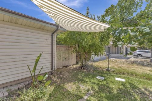 5716 Georgia Dr, North Highlands CA  95660-4725 exterior