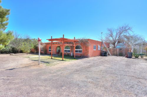17985 Hopi Dr, Casa Grande, AZ 85122-8043