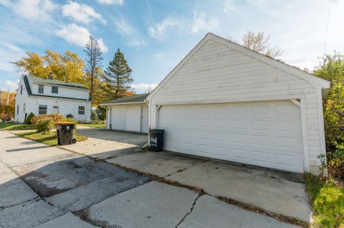 4753 103, Milwaukee WI 53225-4605 exterior