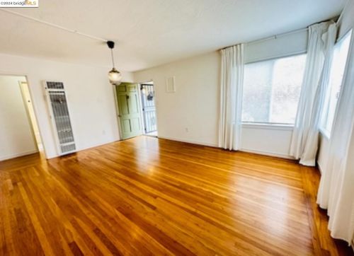 6120 Panama Ave, Richmond CA  94804-5524 exterior