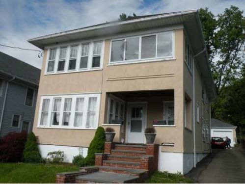 11 Rollins St, Binghamton, NY 13903-2033