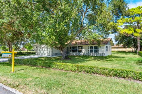 4945 Vilma Ln, West Palm Beach, FL 33417-5328