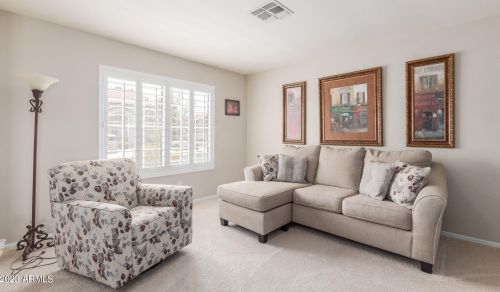 5722 Larkspur Dr, Glendale AZ  85304-1612 exterior