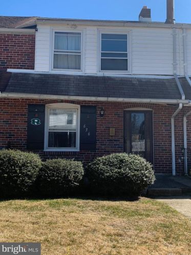 636 Clymer Ln, Ridley Park, PA 19078-1303