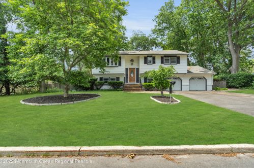 1803 M St, Belmar NJ  07719-3319 exterior