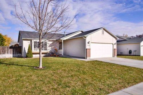 1110 Edwards Ave, Nampa, ID 83686-8168