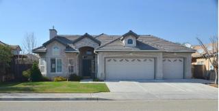 10637 Spanish Bay Dr, Fresno, CA 93730-5936