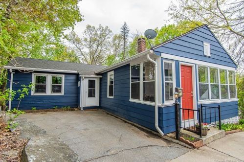 21 Mill St, Putnam CT  06260-1503 exterior