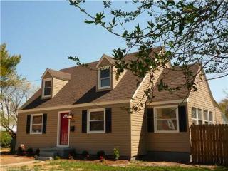 7934 Keene Rd, Norfolk, VA 23505-1517