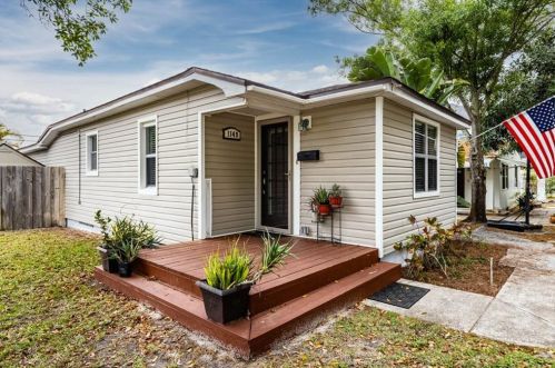1149 46th Ave, Saint Petersburg, FL 33703-3623