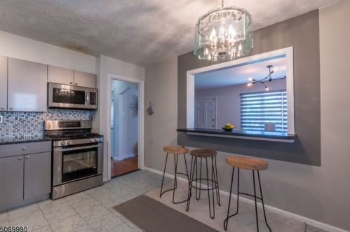 40 Newman Ave, Nutley NJ  07110-2126 exterior