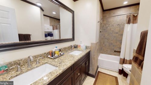 9101 Sainsbury Ct, Bristow VA  20136-1770 exterior