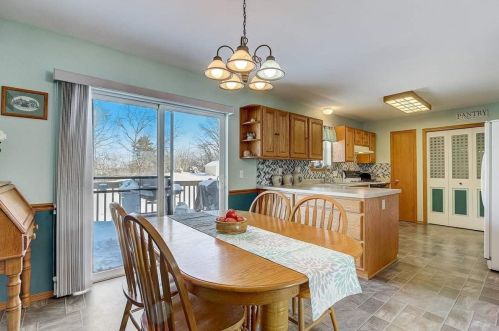 401 Anna St, Waterloo, WI 53594-1163