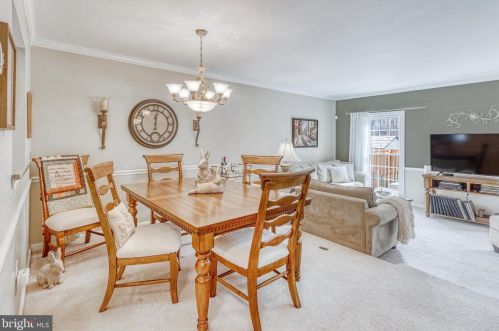 12331 Manchester Way, Woodbridge VA  22192-5174 exterior