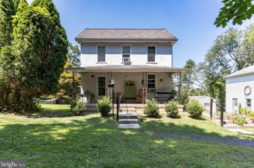 341 Cherry St, Collegeville, PA 19473-1111