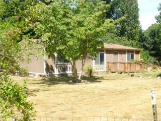 18521 96th Ave, Camano Island, WA 98292-9197