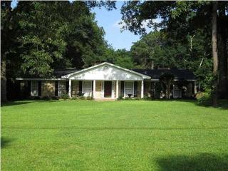 1218 Cadiz St, Mobile, AL 36693-4404