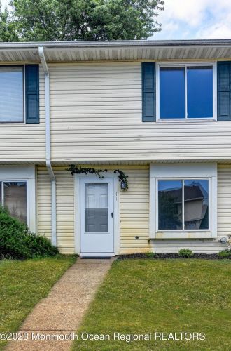 41 Sawmill Rd, Bricktown, NJ 08724-1389
