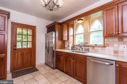 420 Highland Ave, Prospectville PA  19002-5813 exterior