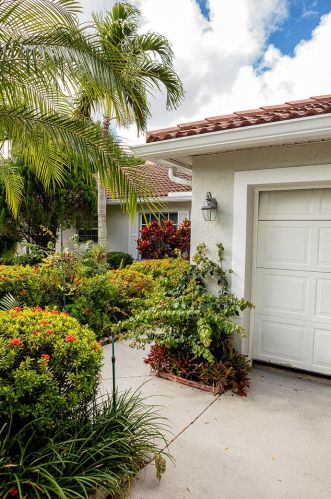 4836 Lee Rd, Delray Beach FL  33445-3287 exterior