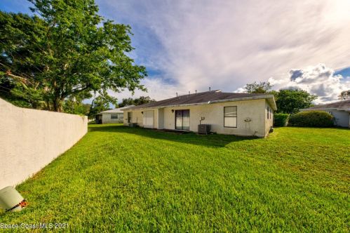 121 Mcneela Dr, Titusville FL  32796-3295 exterior