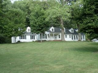 1820 Sugar Grove Rd, Lancaster, OH 43130-9299