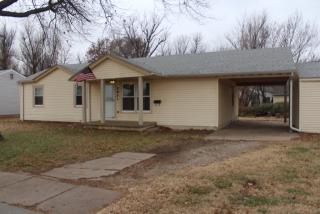 2021 Drollinger St, Wichita KS  67218-5407 exterior