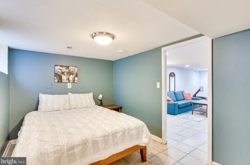 703 Taylor St, Washington DC 20017-2005 exterior