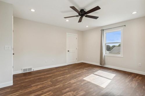 1438 Bea Ann Dr, Dodgeville WI  53533-8963 exterior