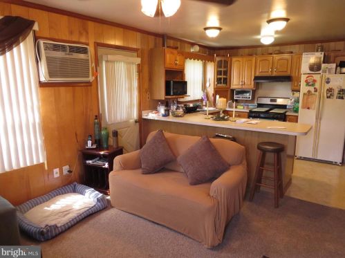 34264 Dupont Blvd, Frankford DE  19945-3800 exterior