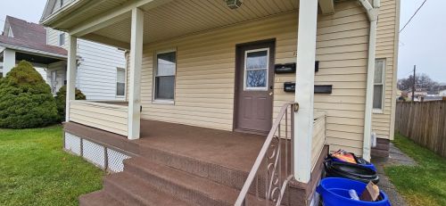 723 Cunningham Ave, New Castle, PA 16101-4581