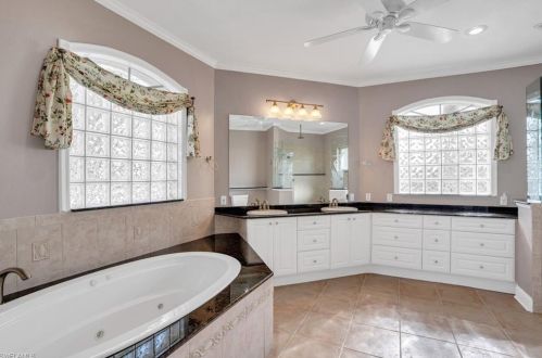 4402 12 Pl, Cape Coral FL  33904-5342 exterior