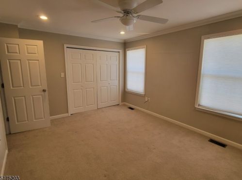 230 Hampshire Ct, Piscataway NJ  08854-6241 exterior