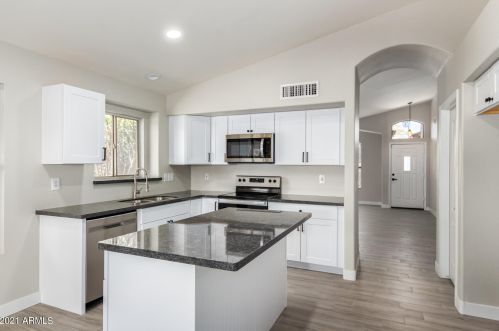 15224 Melissa Ln, Sun City AZ  85374-4493 exterior