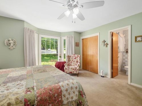 5807 Bullard Dr, Austin TX 78757-4400 exterior