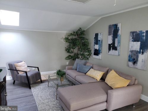 28 Buckingham Dr, Willingboro NJ  08046-1623 exterior