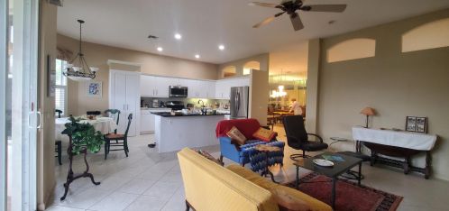 6657 Hawaiian Ave, Boynton Beach FL  33437-7020 exterior