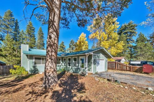 1045 Mohawk St, South Lake Tahoe CA  96150-5232 exterior