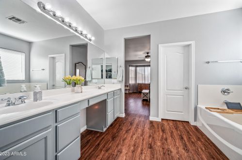 17623 Crocus Dr, Sun City AZ  85388-7747 exterior