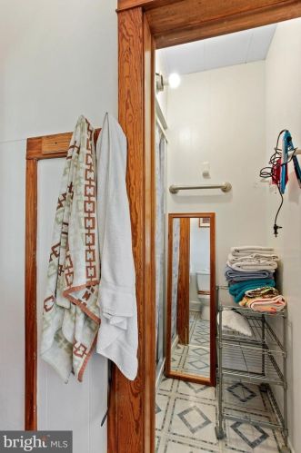 406 Fulton St, Hanover PA 17331-2723 exterior