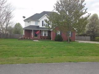 209 Limerick St, Murfreesboro, TN 37129-8926