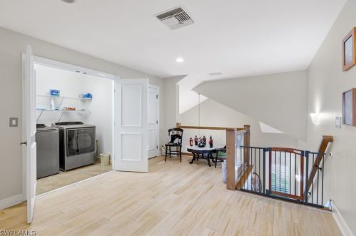 848 Birdie View Pt, Sanibel FL  33957-4629 exterior